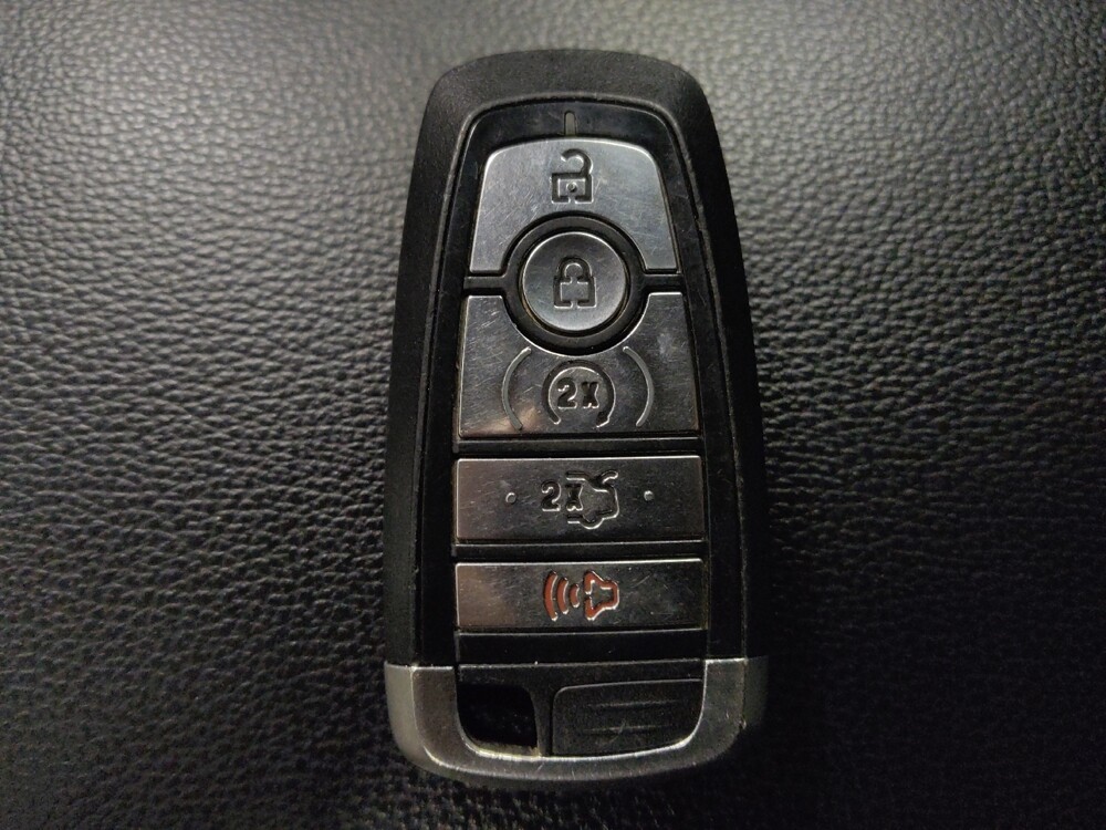 2018 Ford Fusion in Houston, TX 77074 - 18098033 32