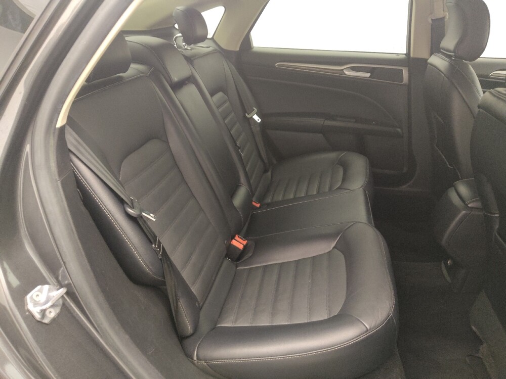 2018 Ford Fusion in Houston, TX 77074 - 18098033 19