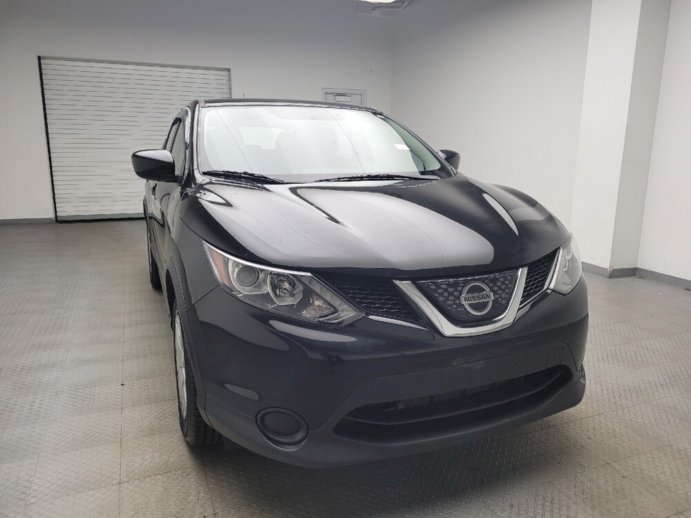2018 Nissan Rogue Sport in Grand Rapids, MI 49508 - 18098034 14