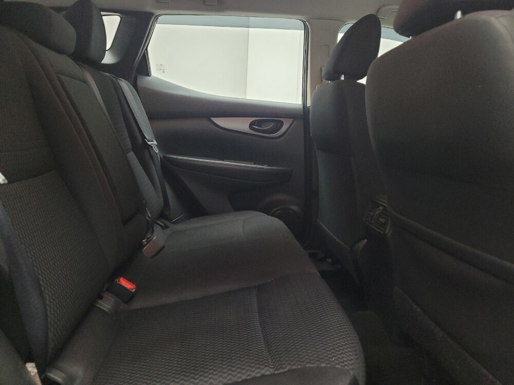 2018 Nissan Rogue Sport in Grand Rapids, MI 49508 - 18098034 19