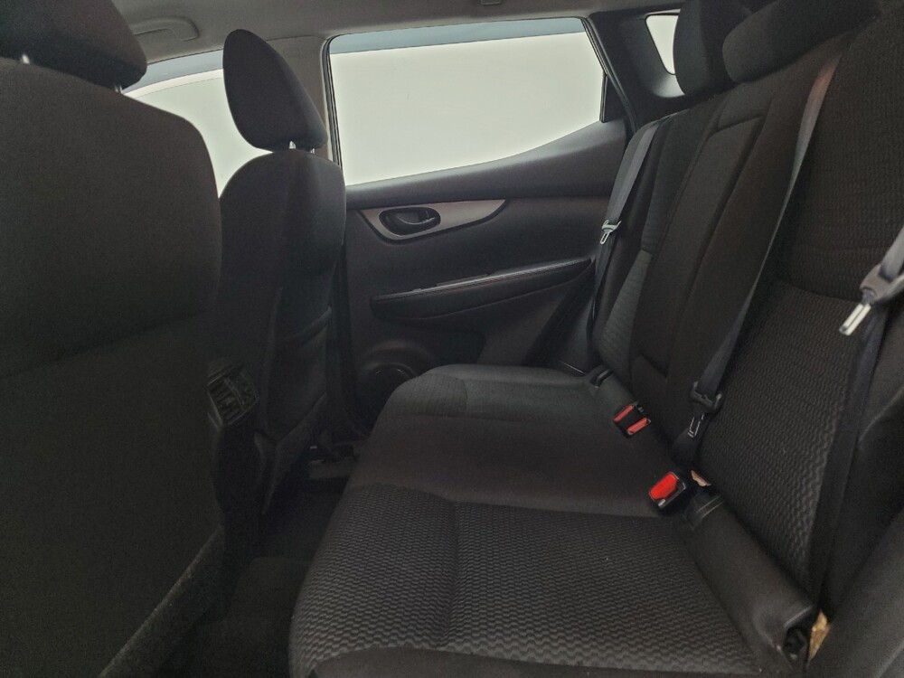 2018 Nissan Rogue Sport in Grand Rapids, MI 49508 - 18098034 18