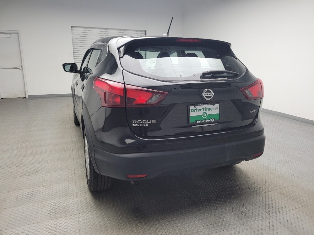 2018 Nissan Rogue Sport in Grand Rapids, MI 49508 - 18098034 6