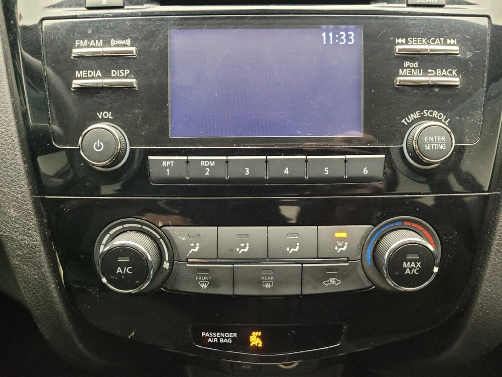 2018 Nissan Rogue Sport in Grand Rapids, MI 49508 - 18098034 25