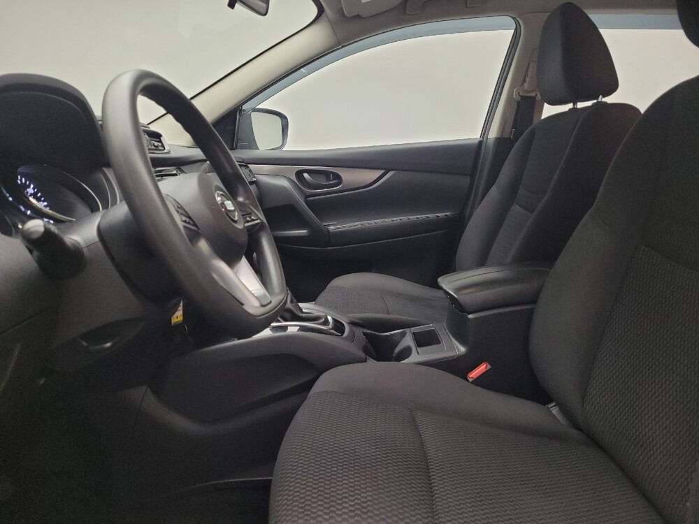 2018 Nissan Rogue Sport in Grand Rapids, MI 49508 - 18098034 17