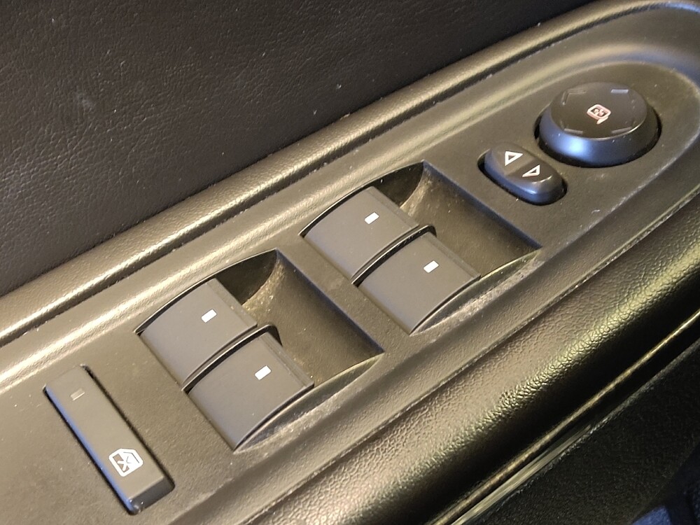 2016 GMC Acadia in Live Oak, TX 78233 - 18098042 27