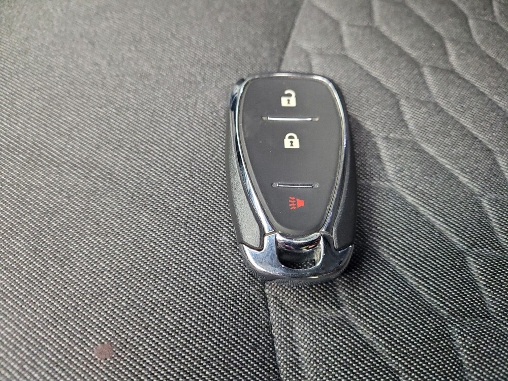 2021 Chevrolet Equinox in Eastpointe, MI 48021 - 18098051 32