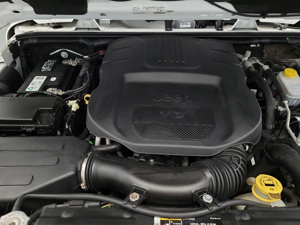 2018 Jeep Wrangler in Chandler, AZ 85225 - 18098052 30