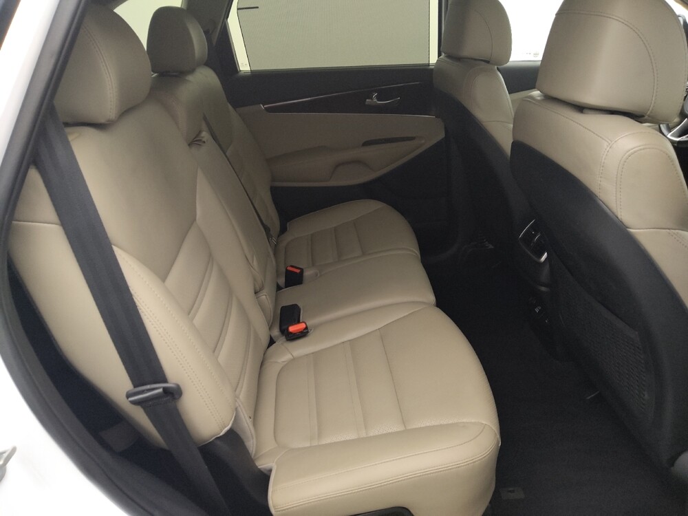 2017 Kia Sorento in San Antonio, TX 78238 - 18098059 19