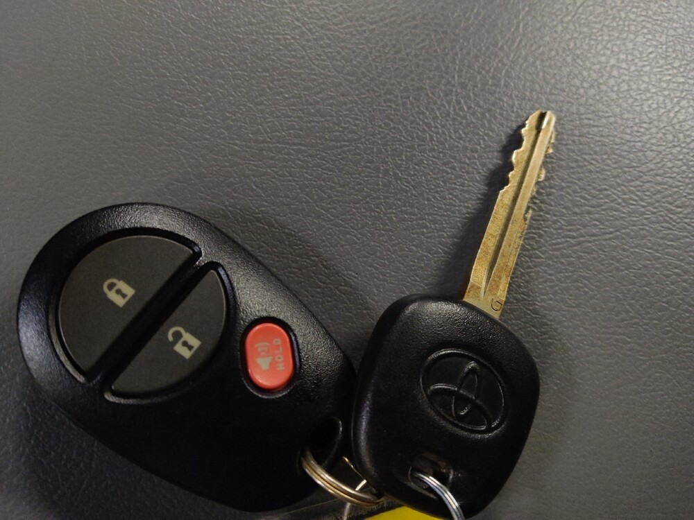 2013 Toyota Tundra in Clearwater, FL 33764 - 18098067 32