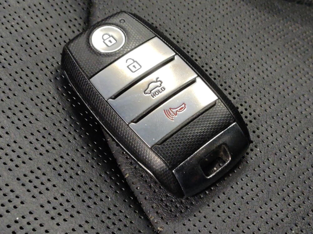 2020 Kia Optima in Albuquerque, NM 87123 - 18098068 32