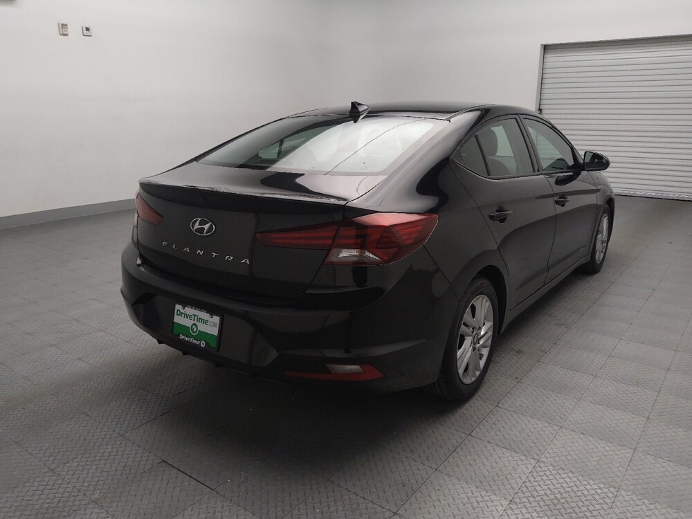 2020 Hyundai Elantra in Tulsa, OK 74145 - 18098070 9