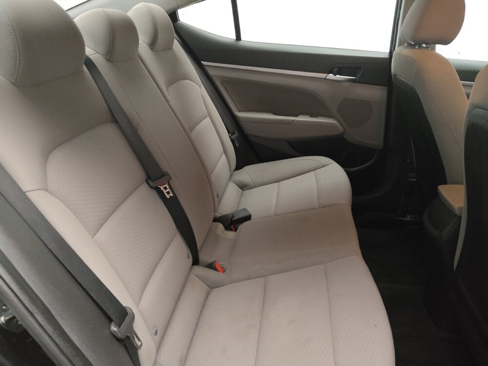 2020 Hyundai Elantra in Tulsa, OK 74145 - 18098070 19