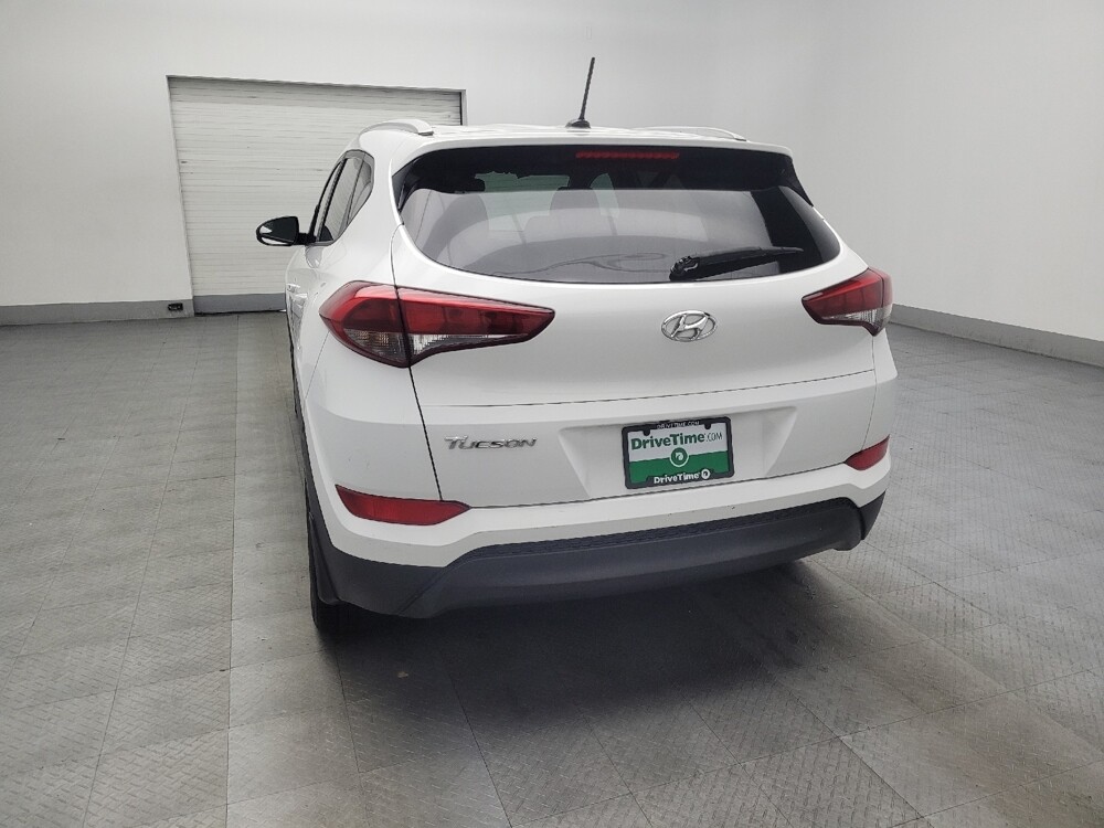 2017 Hyundai Tucson in Morrow, GA 30260 - 18098072 6