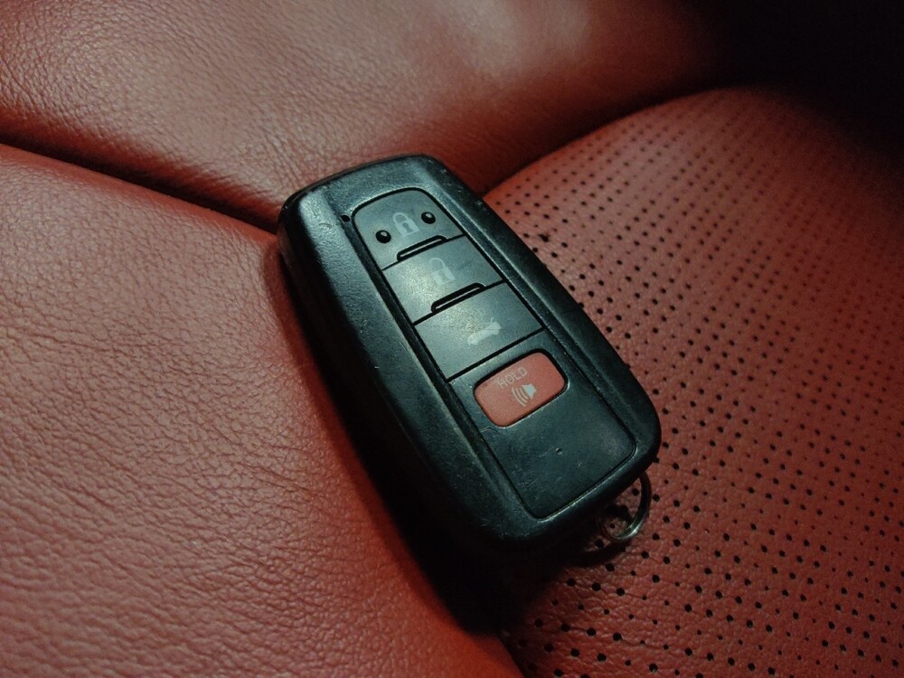 2018 Toyota Camry in Albuquerque, NM 87123 - 18098073 32