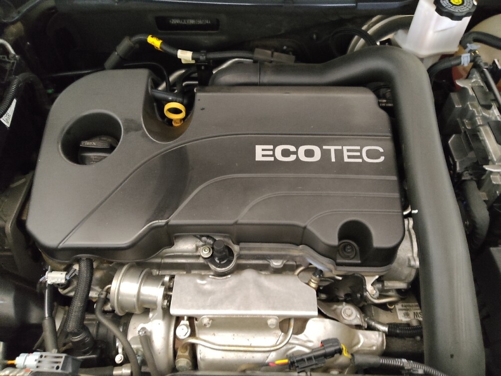 2021 Chevrolet Equinox in Chandler, AZ 85225 - 18098077 30