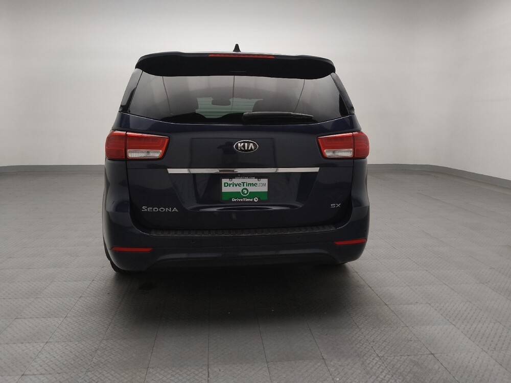 2015 Kia Sedona in Fort Worth, TX 76116 - 18098080 6