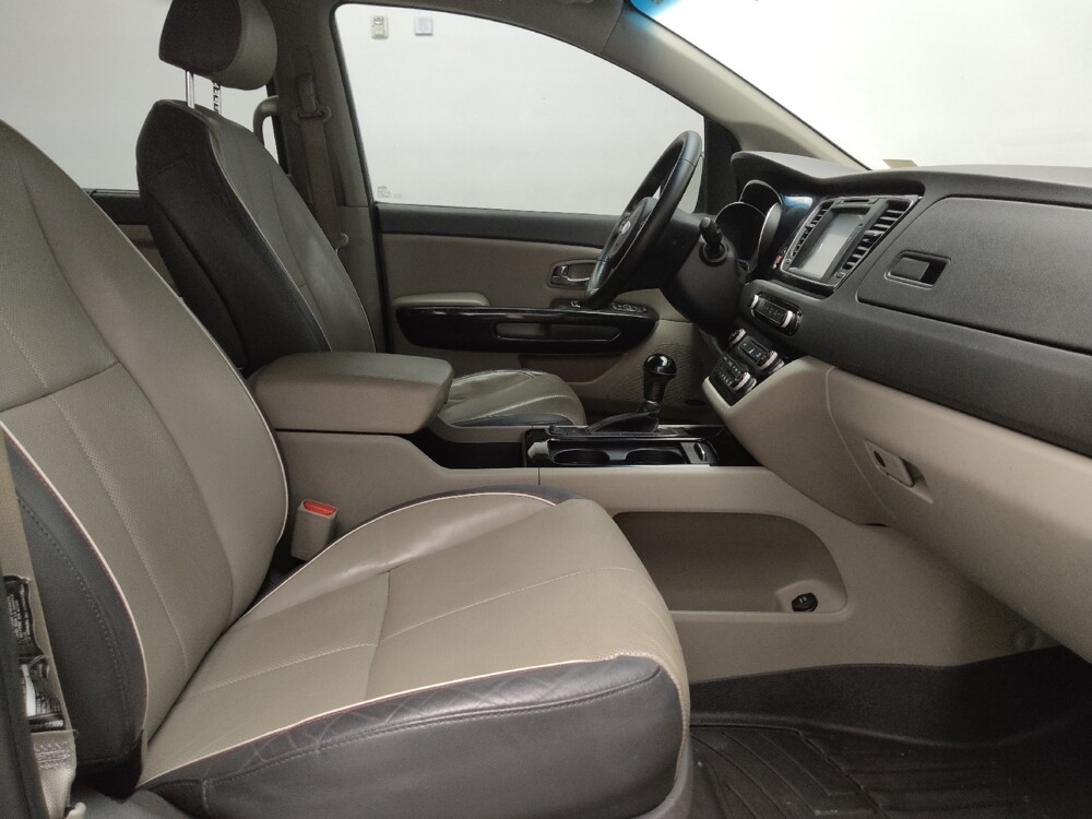 2015 Kia Sedona in Fort Worth, TX 76116 - 18098080 21