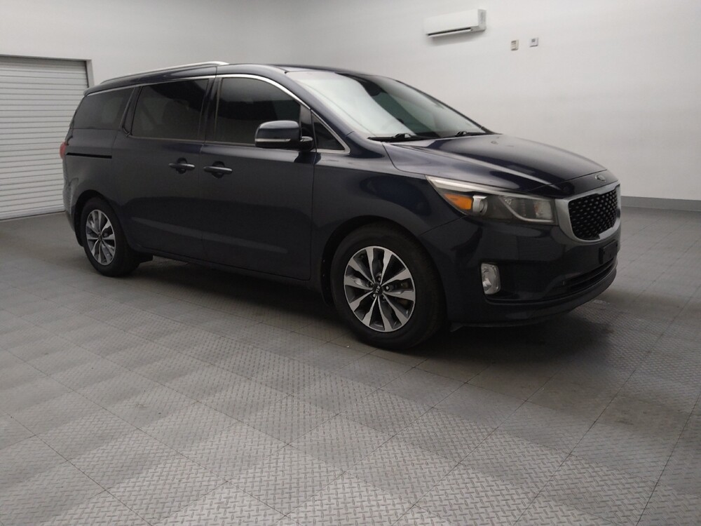 2015 Kia Sedona in Fort Worth, TX 76116 - 18098080 13