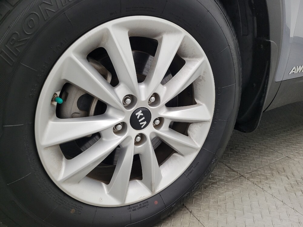 2020 Kia Sorento in Orlando, FL 32808 - 18098083 31