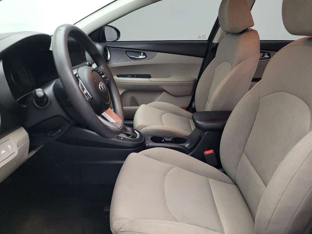 2021 Kia Forte in Savannah, GA 31419 - 18098089 17