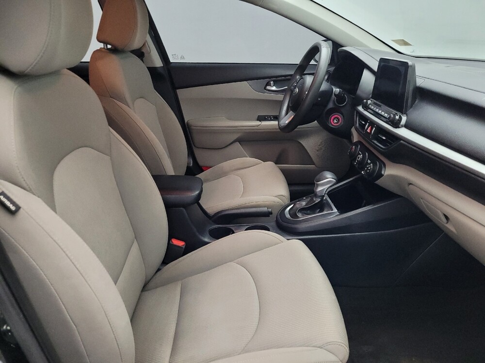 2021 Kia Forte in Savannah, GA 31419 - 18098089 21