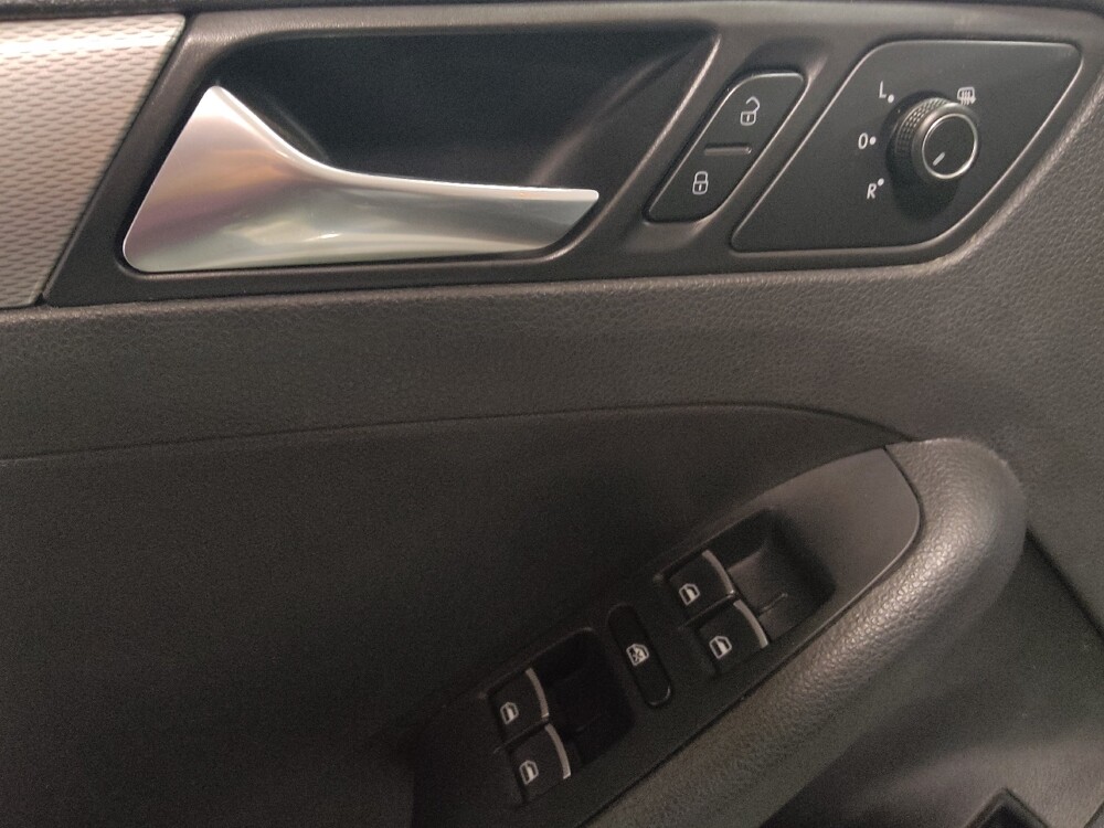 2016 Volkswagen Jetta in El Paso, TX 79907 - 18098092 27