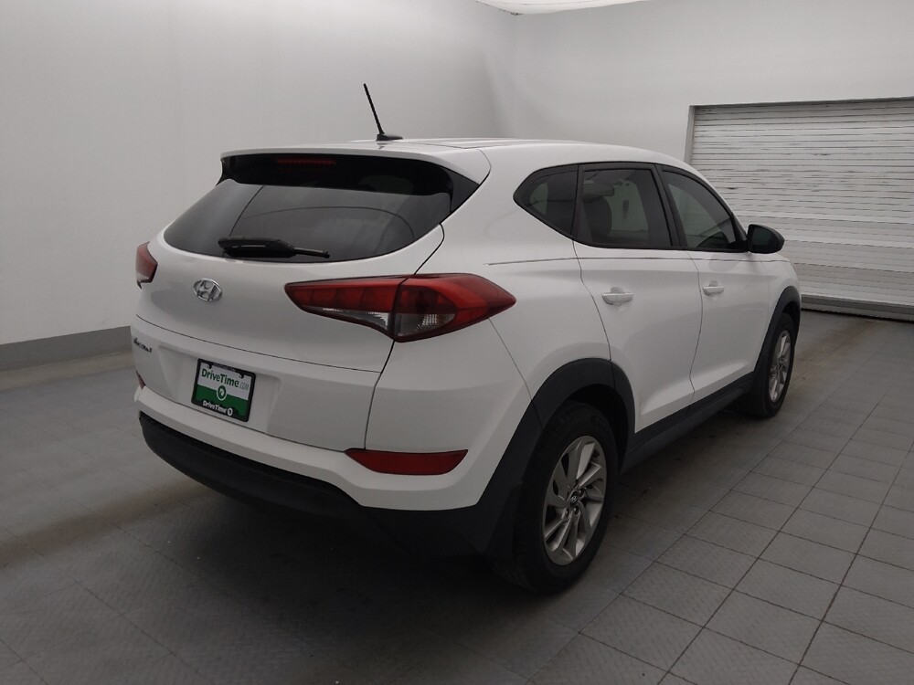2017 Hyundai Tucson in Columbus, GA 31909 - 18098106 9