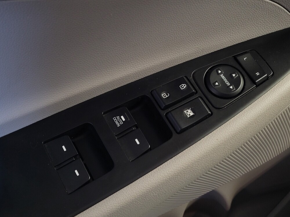 2017 Hyundai Tucson in Columbus, GA 31909 - 18098106 27