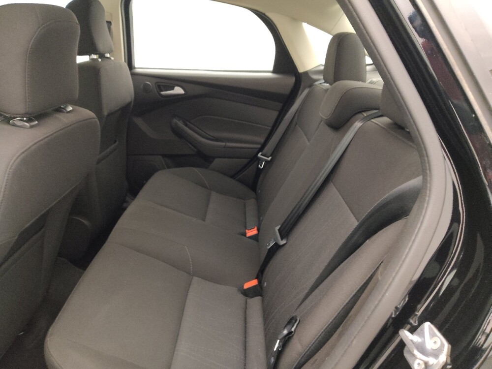 2017 Ford Focus in Clearwater, FL 33764 - 18098107 18