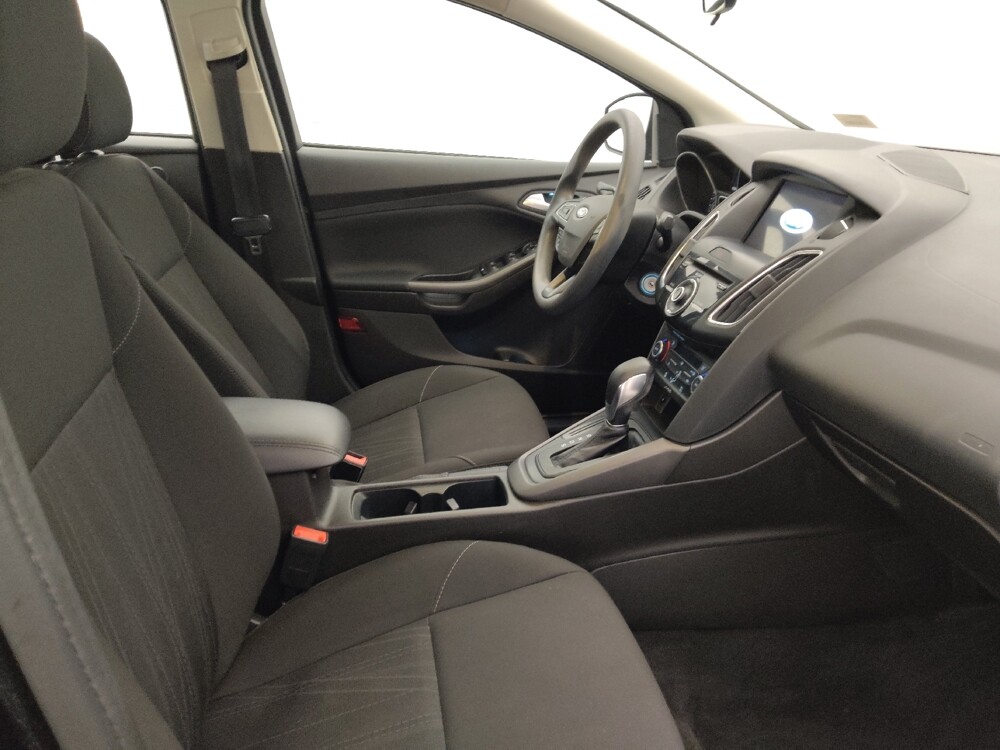 2017 Ford Focus in Clearwater, FL 33764 - 18098107 21