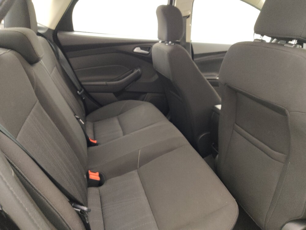 2017 Ford Focus in Clearwater, FL 33764 - 18098107 19