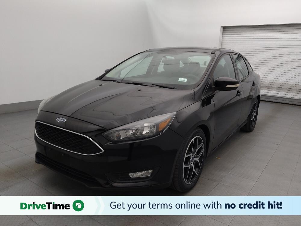2017 Ford Focus in Clearwater, FL 33764 - 18098107