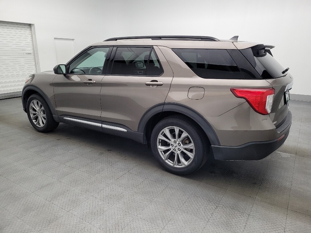 2021 Ford Explorer in Gainesville, FL 32609 - 18098111 3