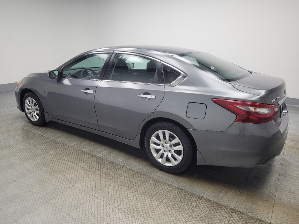 2018 Nissan Altima in Indianapolis, IN 46219 - 18098115 3