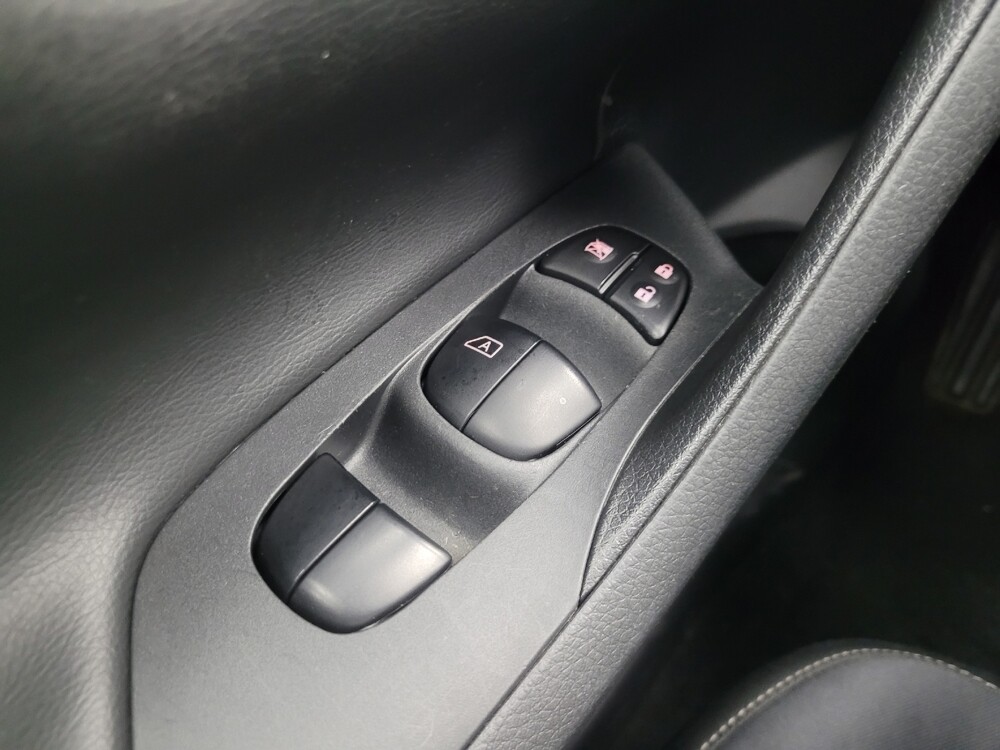 2018 Nissan Altima in Indianapolis, IN 46219 - 18098115 27