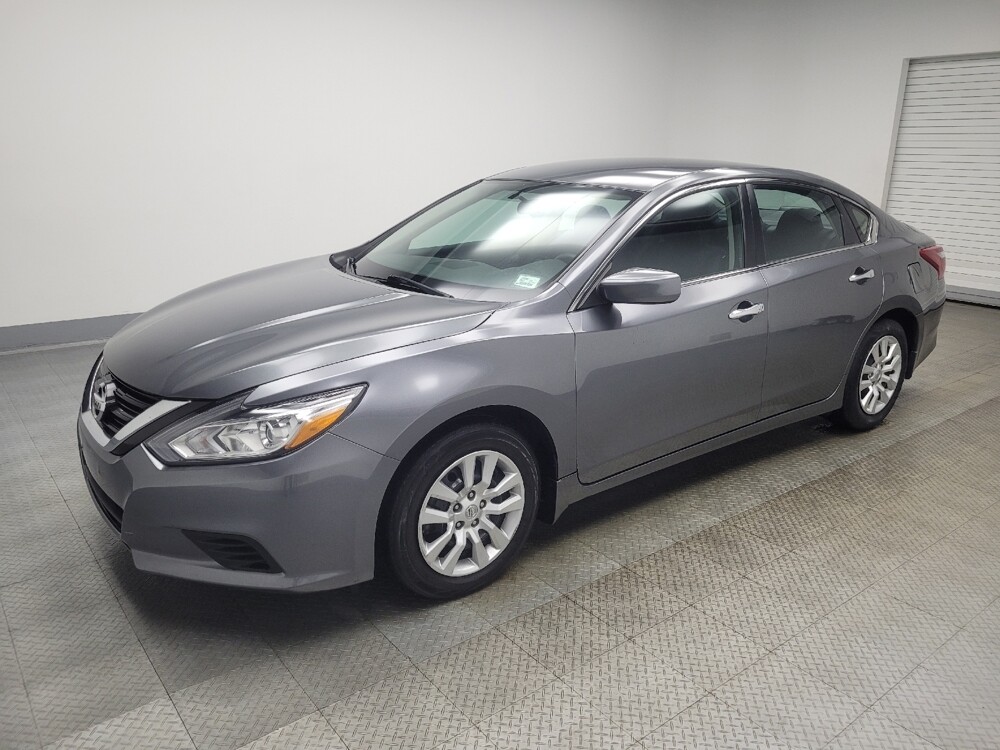 2018 Nissan Altima in Indianapolis, IN 46219 - 18098115 2