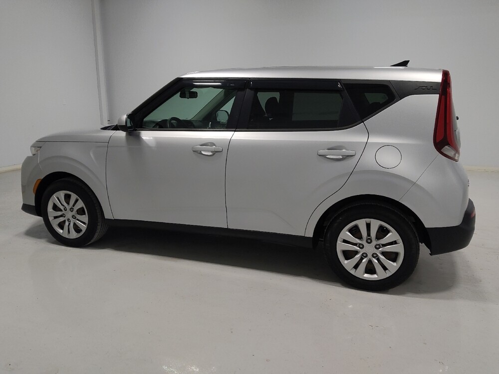 2020 Kia Soul in Columbus, OH 43228 - 18098116 3