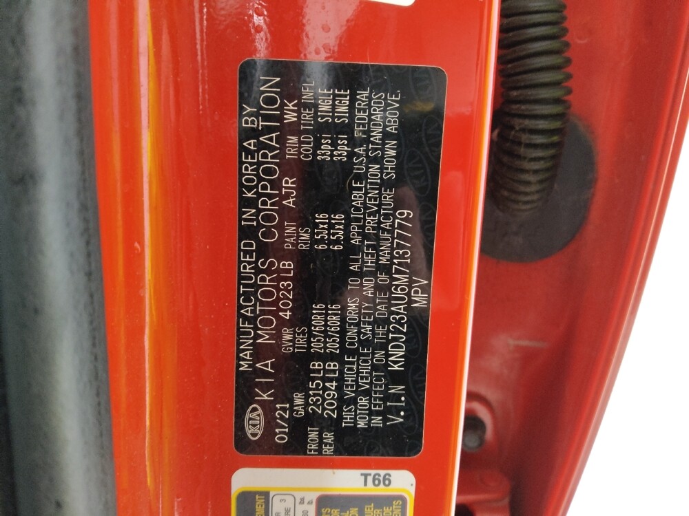 2021 Kia Soul in Columbus, OH 43228 - 18098117 33