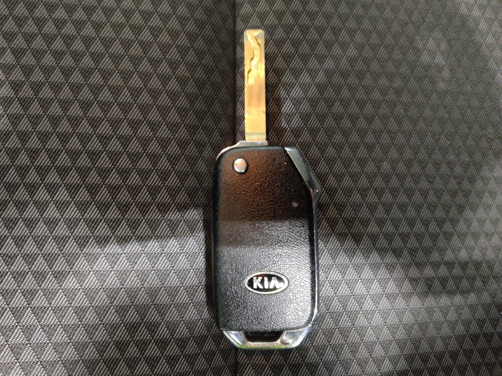 2021 Kia Soul in Columbus, OH 43228 - 18098117 32
