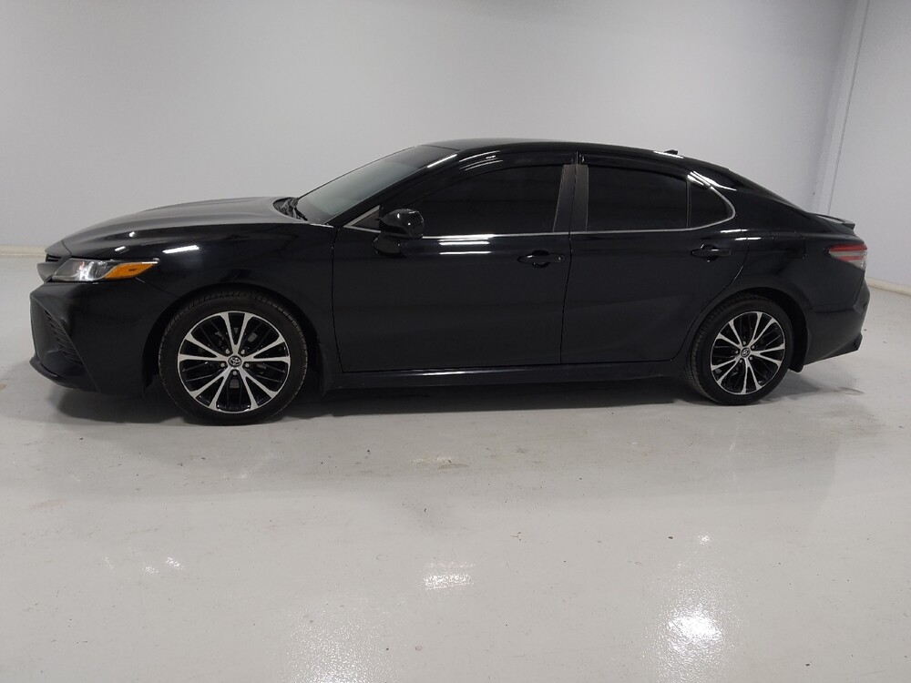 2019 Toyota Camry in Columbus, OH 43228 - 18098118 2