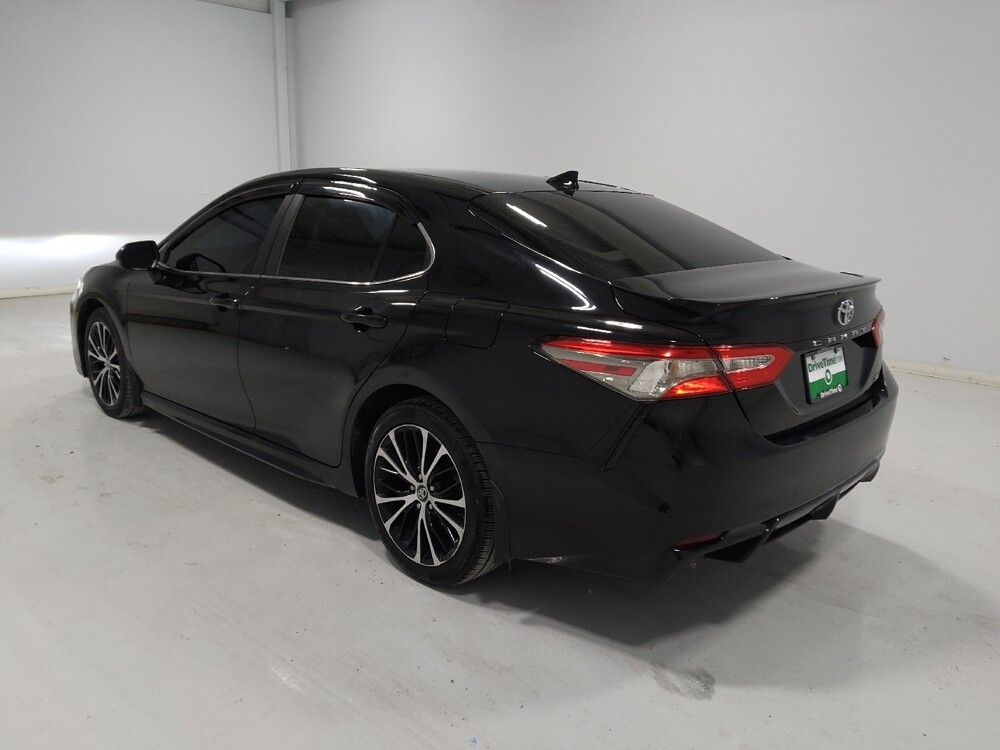 2019 Toyota Camry in Columbus, OH 43228 - 18098118 5