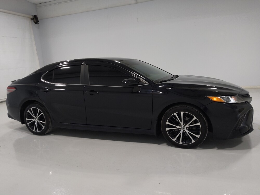 2019 Toyota Camry in Columbus, OH 43228 - 18098118 11