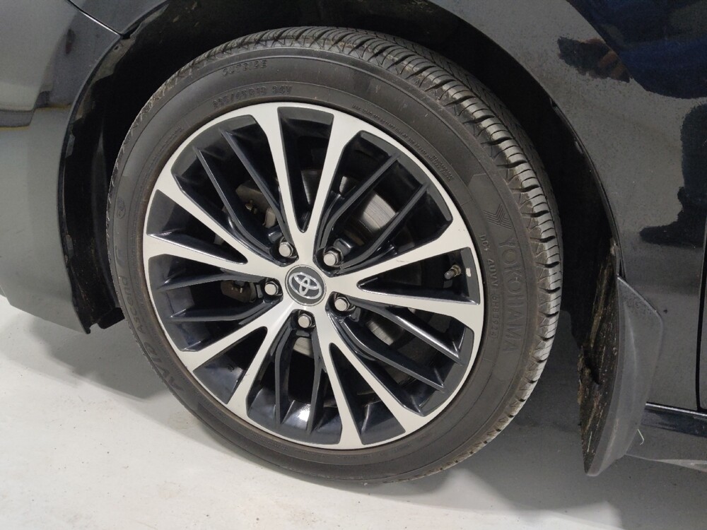 2019 Toyota Camry in Columbus, OH 43228 - 18098118 31