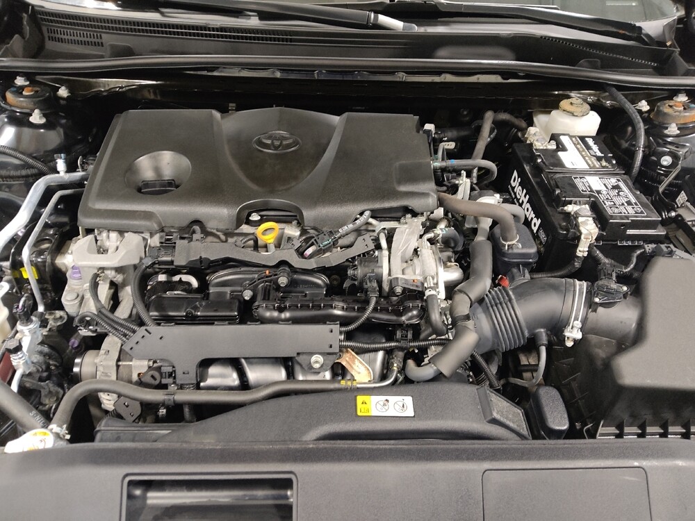 2019 Toyota Camry in Columbus, OH 43228 - 18098118 30