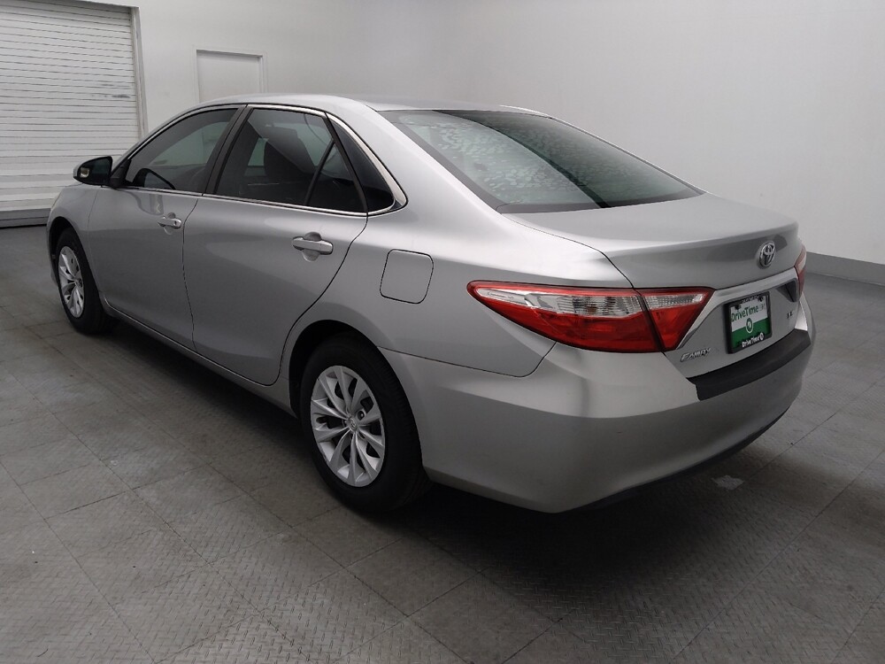 2016 Toyota Camry in Orlando, FL 32808 - 18098121 5