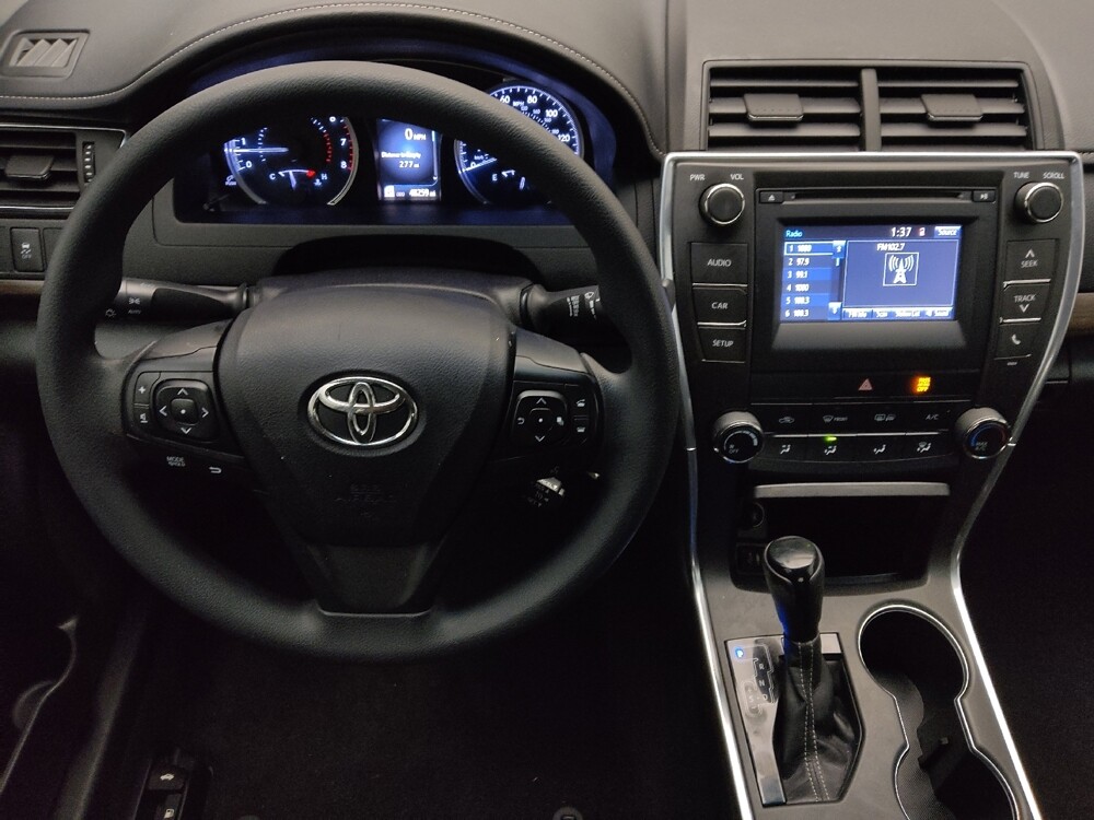 2016 Toyota Camry in Orlando, FL 32808 - 18098121 22