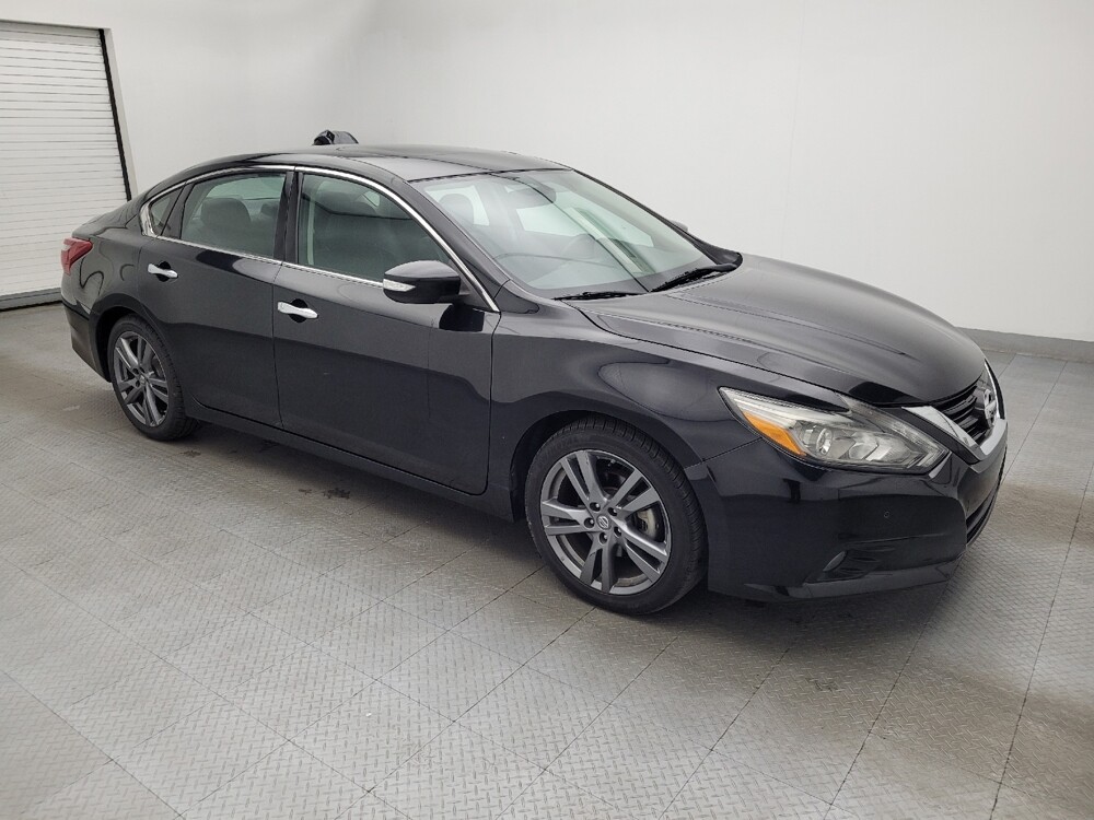 2018 Nissan Altima in Greensboro, NC 27407 - 18098127 11
