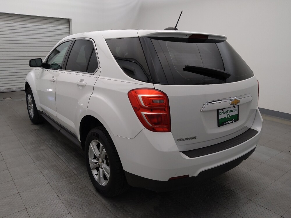 2017 Chevrolet Equinox in Baton Rouge, LA 70816 - 18098130 5