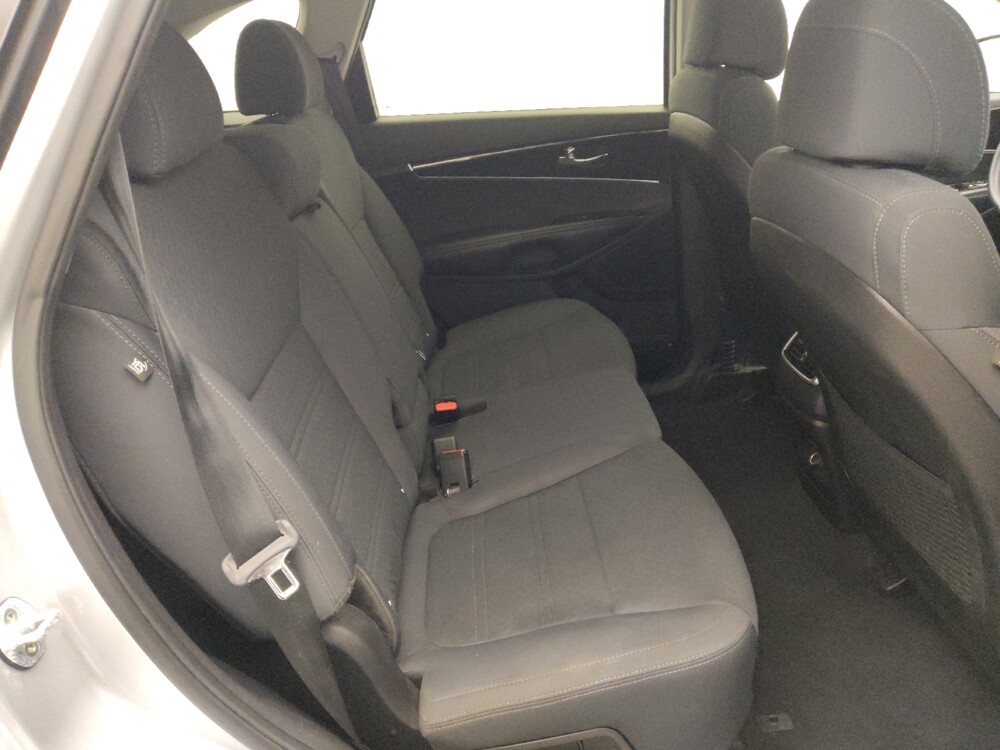 2017 Kia Sorento in Corpus Christi, TX 78412 - 18098132 19