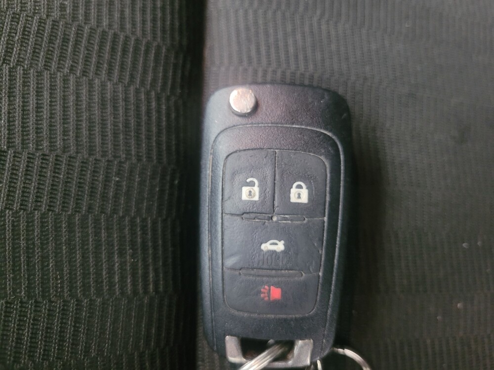 2015 Chevrolet Camaro in Madison, TN 37115 - 18098136 32